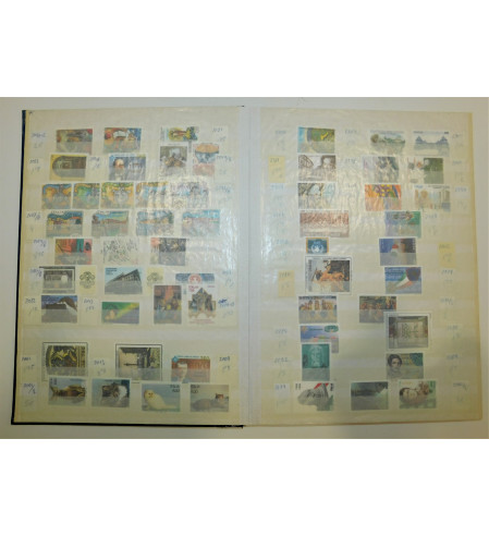 Italia - Italia - Lotes y colecciones - Nº 06652 - **/MNH - Bonita Colección Italia decada de los 90, montada en clasificador, t